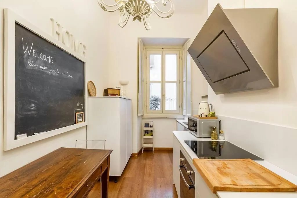 Cadorna Apartment Milan